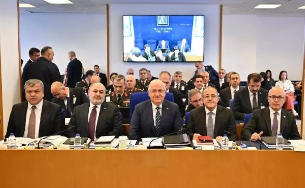 Bakan Güler: Türkiye, Yunanistan'la barış içinde ve müreffeh bir gelecekten yanadır