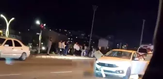 İzmir'de Otomobil Kazası: Bir Kadın Hayatını Kaybetti