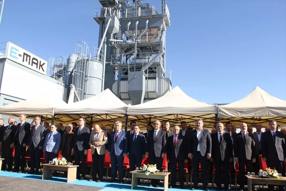 Bakan Özhaseki, Kayseri'de asfalt üretim tesisi açılışında konuştu Açıklaması