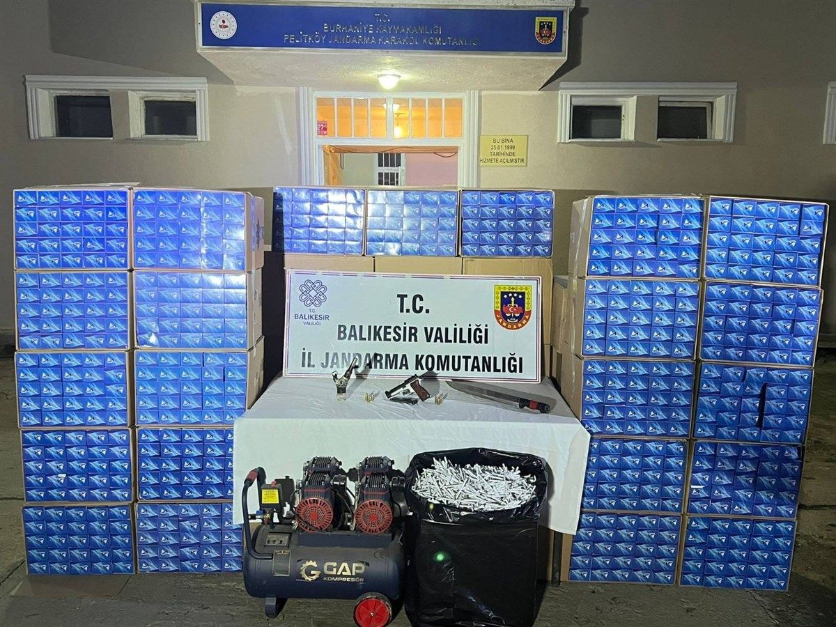 Burhaniye'de Kaçak ve Sahte Tütün Operasyonu: Bir Zanlı Gözaltına Alındı