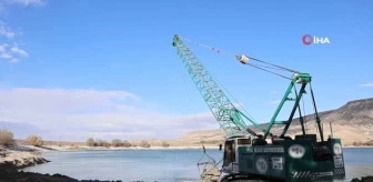 Damsa Barajı'nda 50 yıl sonra temizlik çalışmaları başladı