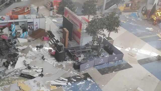 Filipinler'de 6.8 büyüklüğündeki deprem anı kameraya yansıdı