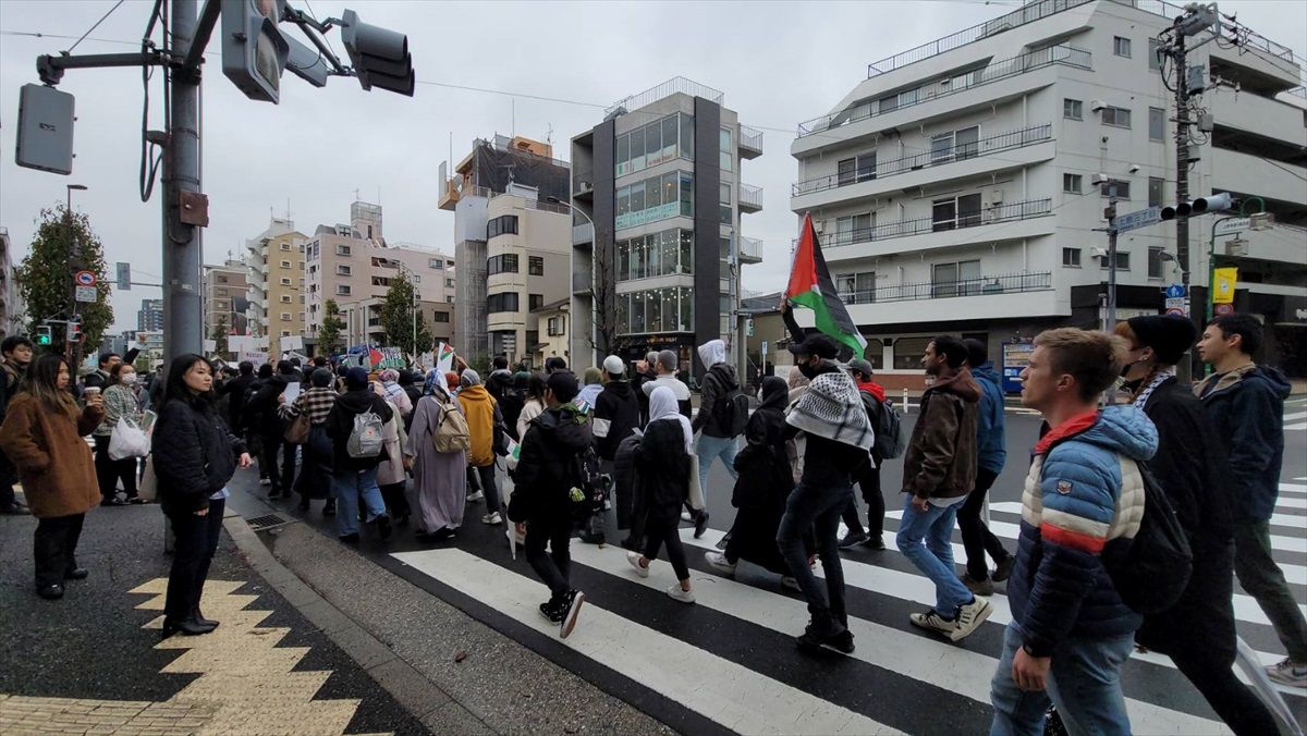 Tokyo'da Filistin'e Özgürlük Gösterisi Yapıldı