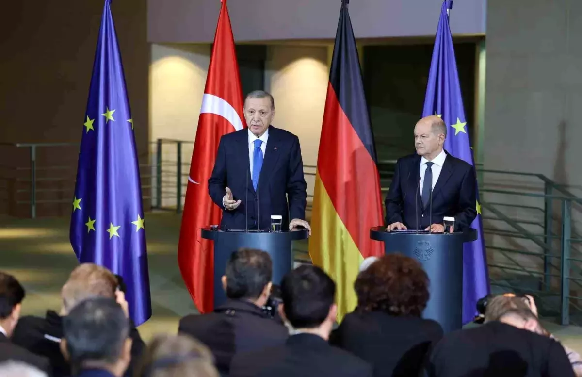 Almanya Başbakanı Scholz: 'İki devletli çözüm hedef olmalı'