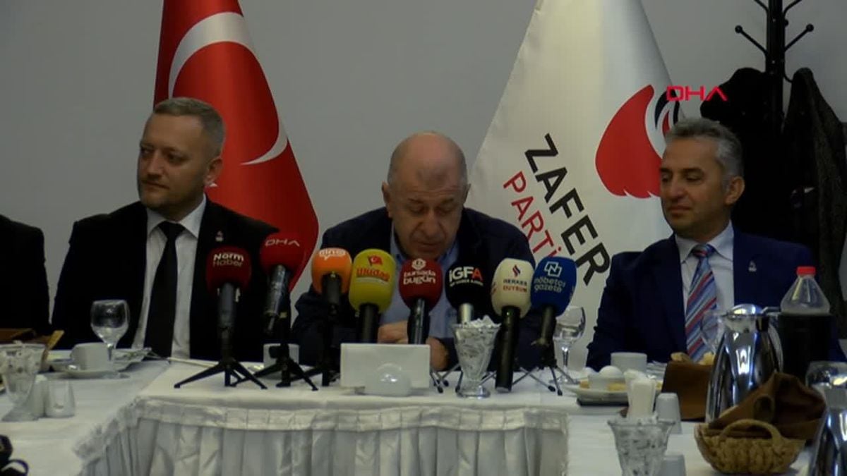 Zafer Partisi Genel Başkanı Ümit Özdağ, İYİ Parti'den ayrılan partililere çağrıda bulundu