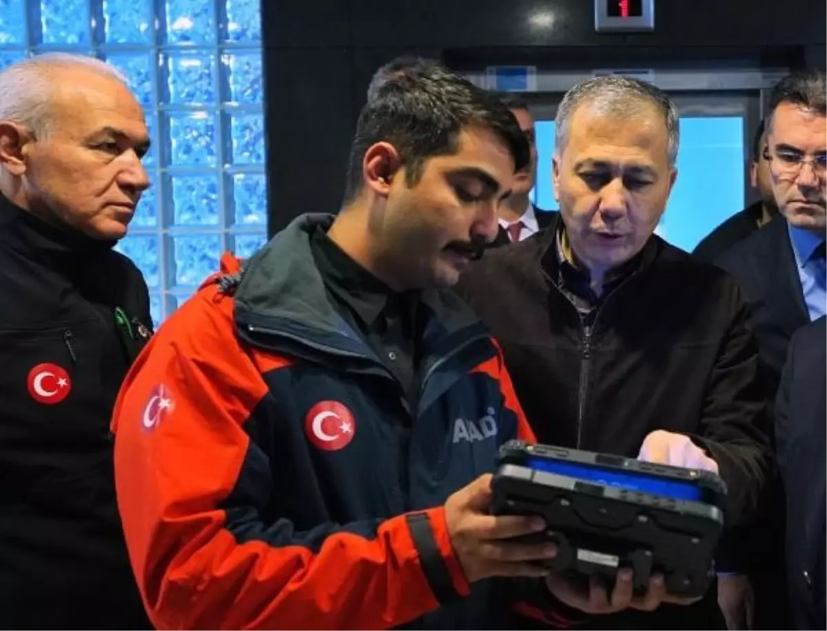 İçişleri Bakanı Ali Yerlikaya, AFAD ile Değerlendirme Toplantısı Gerçekleştirdi