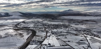 Kars'ta Kar Yağışıyla Beyaza Bürünen Yerleşim Yerleri Dron İle Görüntülendi