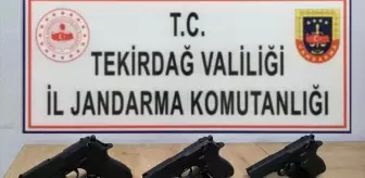 Ergene ilçesinde otomobilde 4 tabanca ele geçirildi