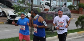 4. İnebolu İstiklal Yolu Şerife Bacı Yarı Maratonu yapıldı