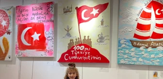 6 yaşındaki ressam Monika Kaya İstanbul Sanat ve Antika Fuarı'nda yer aldı