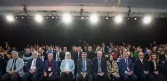 Milli Eğitim Bakanı Yusuf Tekin, Müfredatı Revize Edeceklerini Açıkladı
