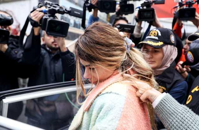 Candan Kardeşler Cezaevinde Olay Çıkardı: Yemekleri Beğenmediler Candan Kardeşler Cezaevinde Olay Çıkardı: Yemekleri Beğenmediler