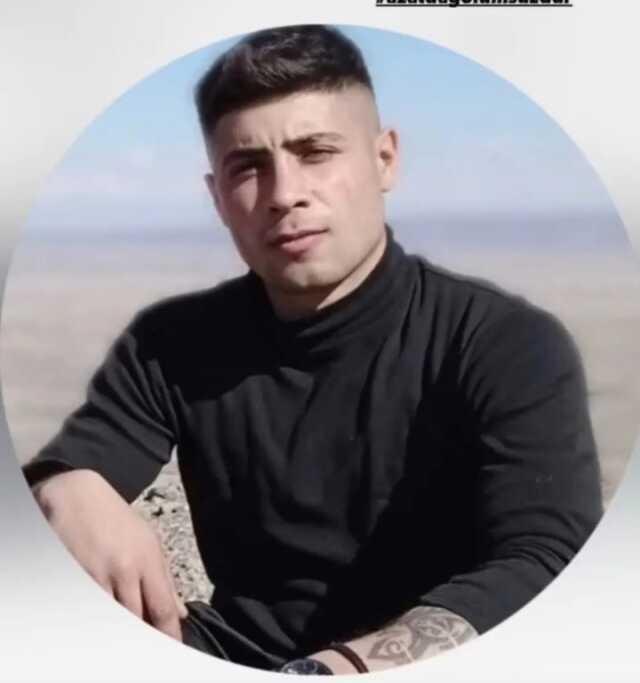 Iğdır'da meslek lisesinin bahçesinde asılı şekilde bir ceset bulundu Iğdır'da meslek lisesinin bahçesinde asılı şekilde bir ceset bulundu