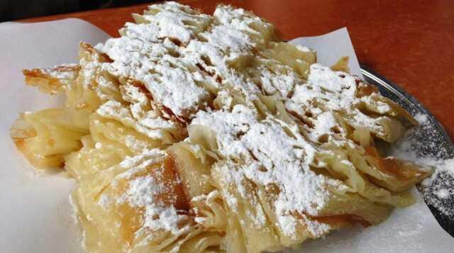 Kürt böreği mi, küt böreği mi? Börekçiler Derneği Başkanı Bülent Dilbağı tartışmalara son noktayı koydu Kürt böreği mi, küt böreği mi? Börekçiler Derneği Başkanı Bülent Dilbağı tartışmalara son noktayı koydu