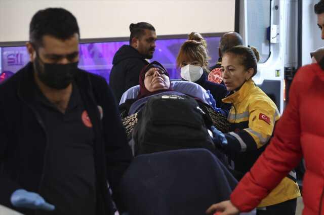 61 Gazzeli hasta daha tedavi için Türkiye'ye getirildi