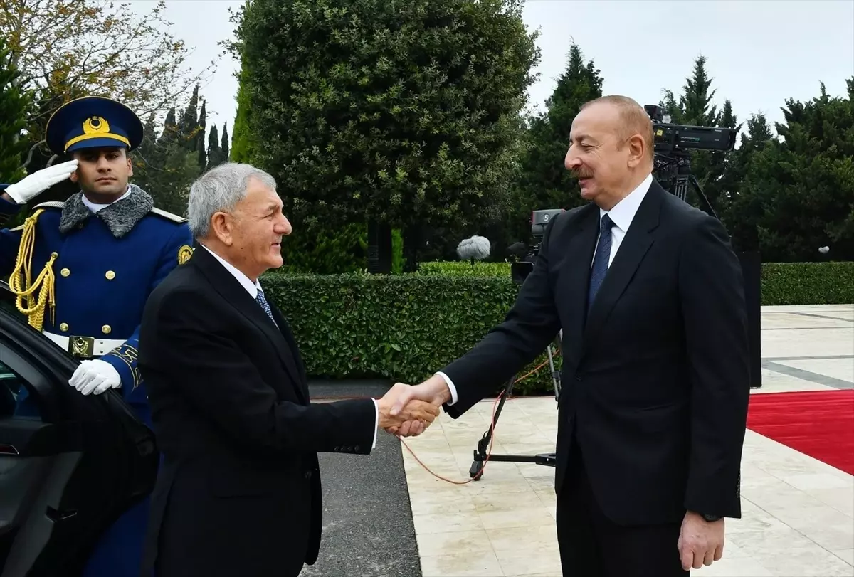 Azerbaycan Cumhurbaşkanı İlham Aliyev, Irak Cumhurbaşkanı Abdullatif Reşit ile görüştü