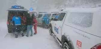 Bolu'da kardan mahsur kalan 20 kampçı ile 6 çalışan kurtarıldı