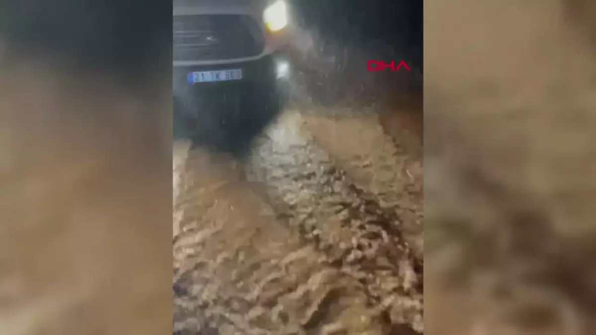 DİYARBAKIR'DA FIRTINA VE SAĞANAK; 1 ÖLÜ