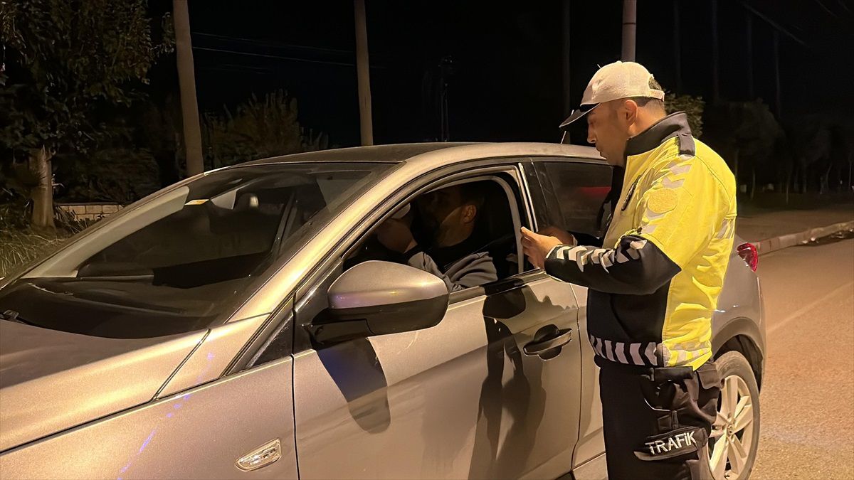 Dörtyol'da polis ekipleri huzur ve güven uygulaması yaptı