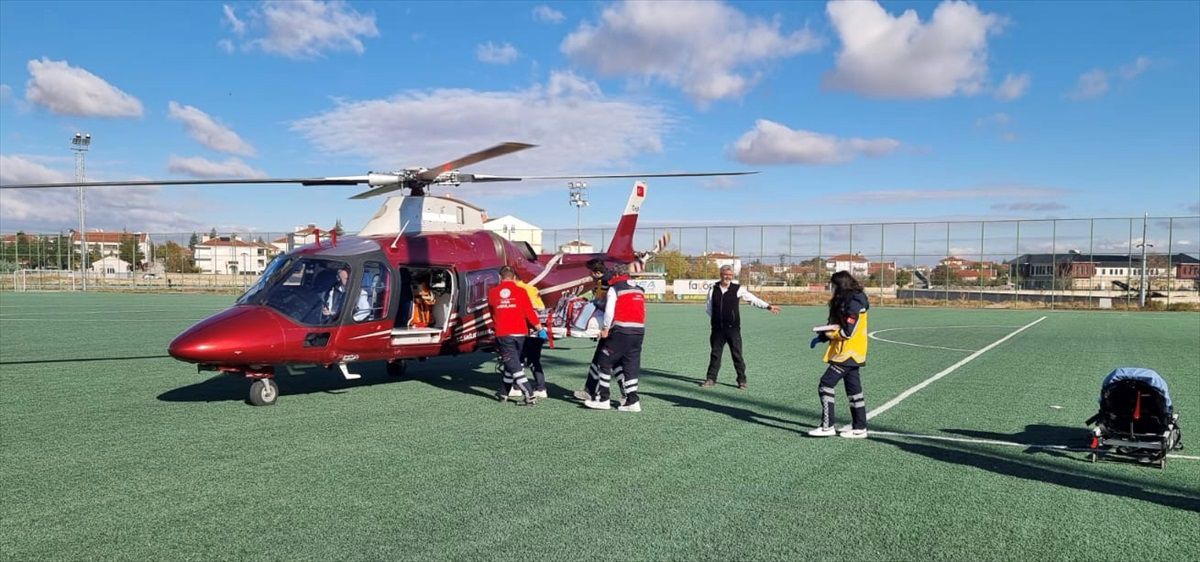 Konya'da Kalp Krizi Geçiren Hasta Ambulans Helikopterle Hastaneye Kaldırıldı