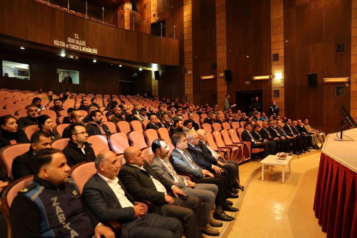 Iğdır'da bağımlılıkla mücadele değerlendirme ve bilgilendirme toplantısı yapıldı