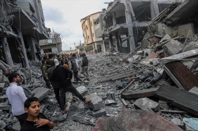 İsrail, Gazze'deki Endonezya Hastanesi'ni vurdu