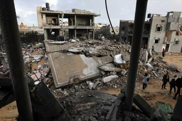 İsrail, Gazze'deki Endonezya Hastanesi'ni vurdu