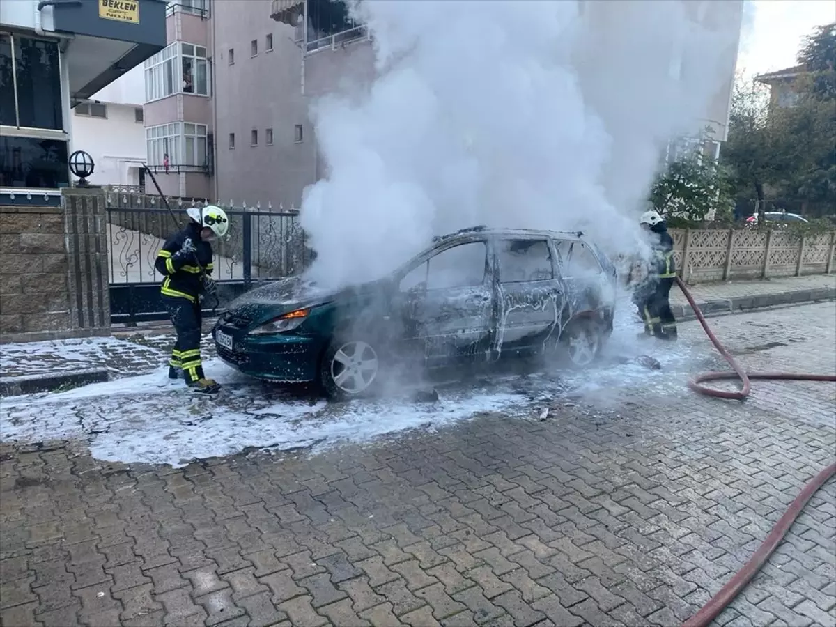 Lüleburgaz'da Otomobil Yangını