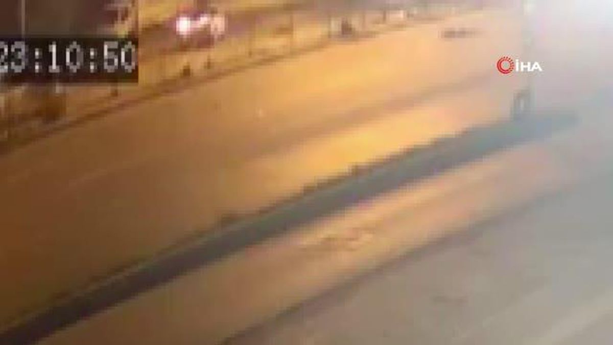 Antalya'da Otomobilin Çarptığı Yayanın Ölümü Güvenlik Kamerasında