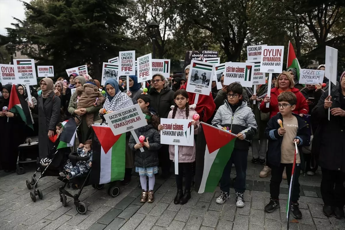 Yeryüzü Çocukları Derneği Filistinli Çocuklara Destek Eylemi Düzenledi