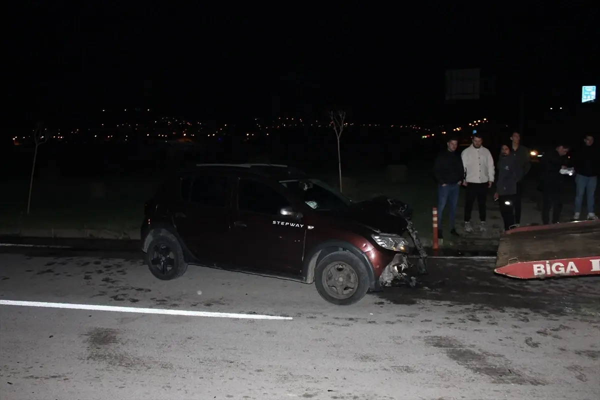 Biga'nın Şakirbey kavşağında kaza meydana geldi