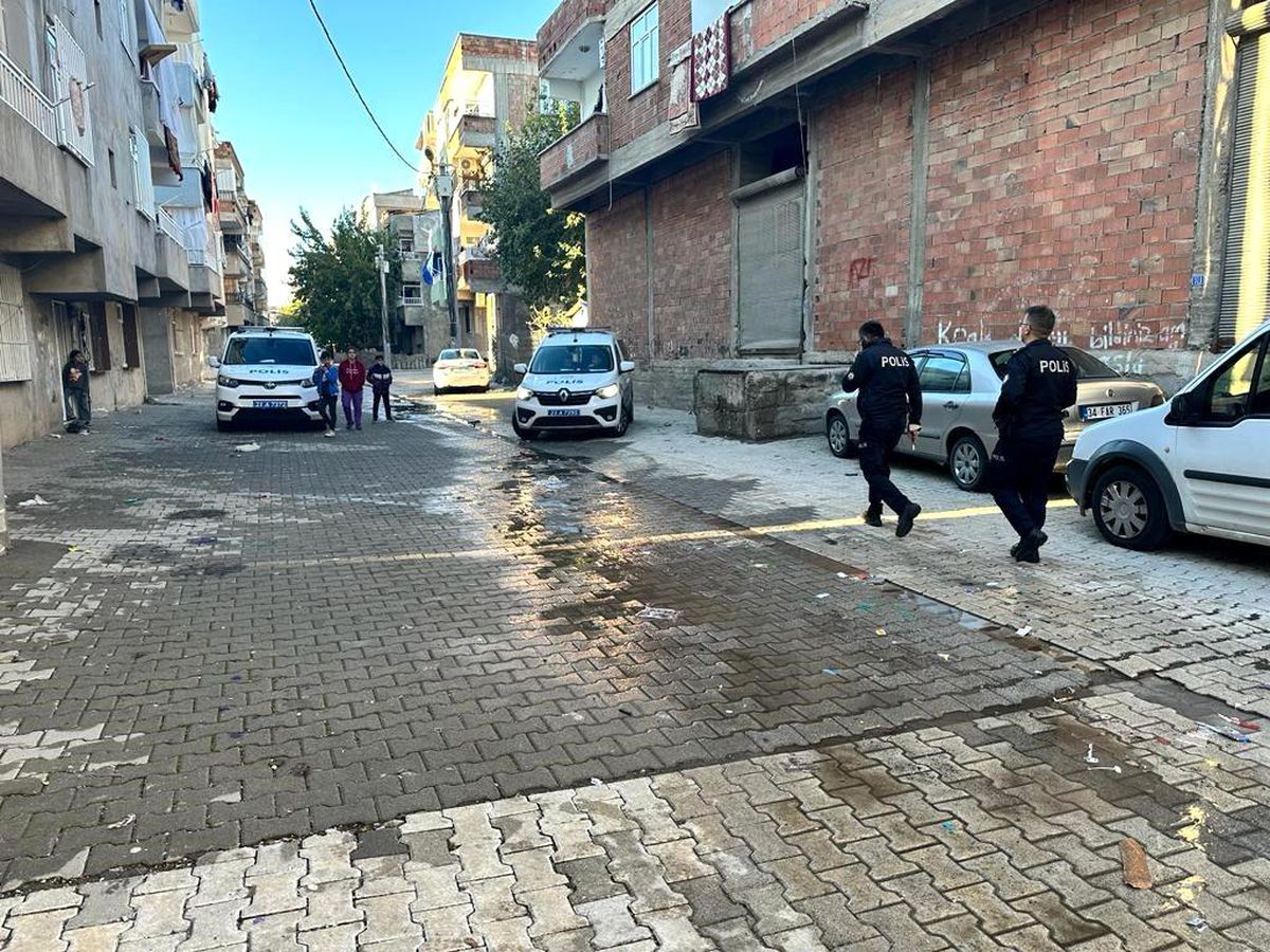 Diyarbakır'da tabanca ile vurulan 14 yaşındaki kız çocuğu ağır yaralandı