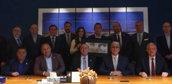 Ali Koç, Ankara Fenerbahçeliler Derneği Yönetim Kurulu'nu kabul etti