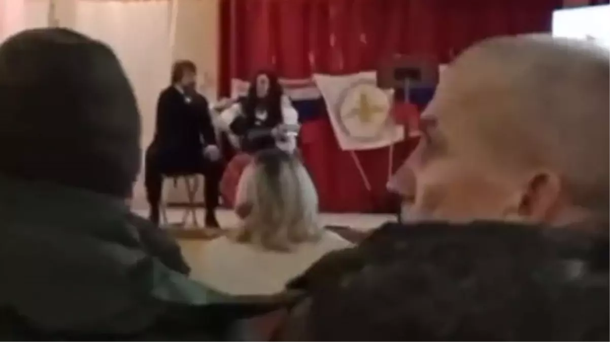 Ukrayna'nın Rus ordusunun konserini HIMARS roketleriyle vurduğu anlar
