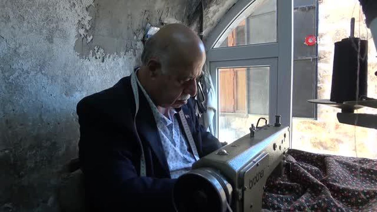 60 yıldır makine başında, 30'u aşkın çırak yetiştirdi
