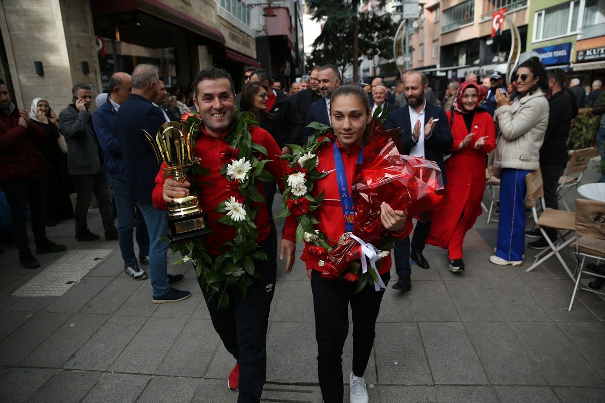 Avrupa Şampiyonu Gamze Soğuksu Ordu'da Karşılandı