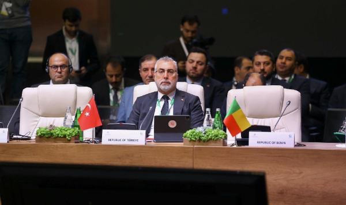 Çalışma ve Sosyal Güvenlik Bakanı Vedat Işıkhan, İİT Çalışma Bakanları Konferansı'na katıldı