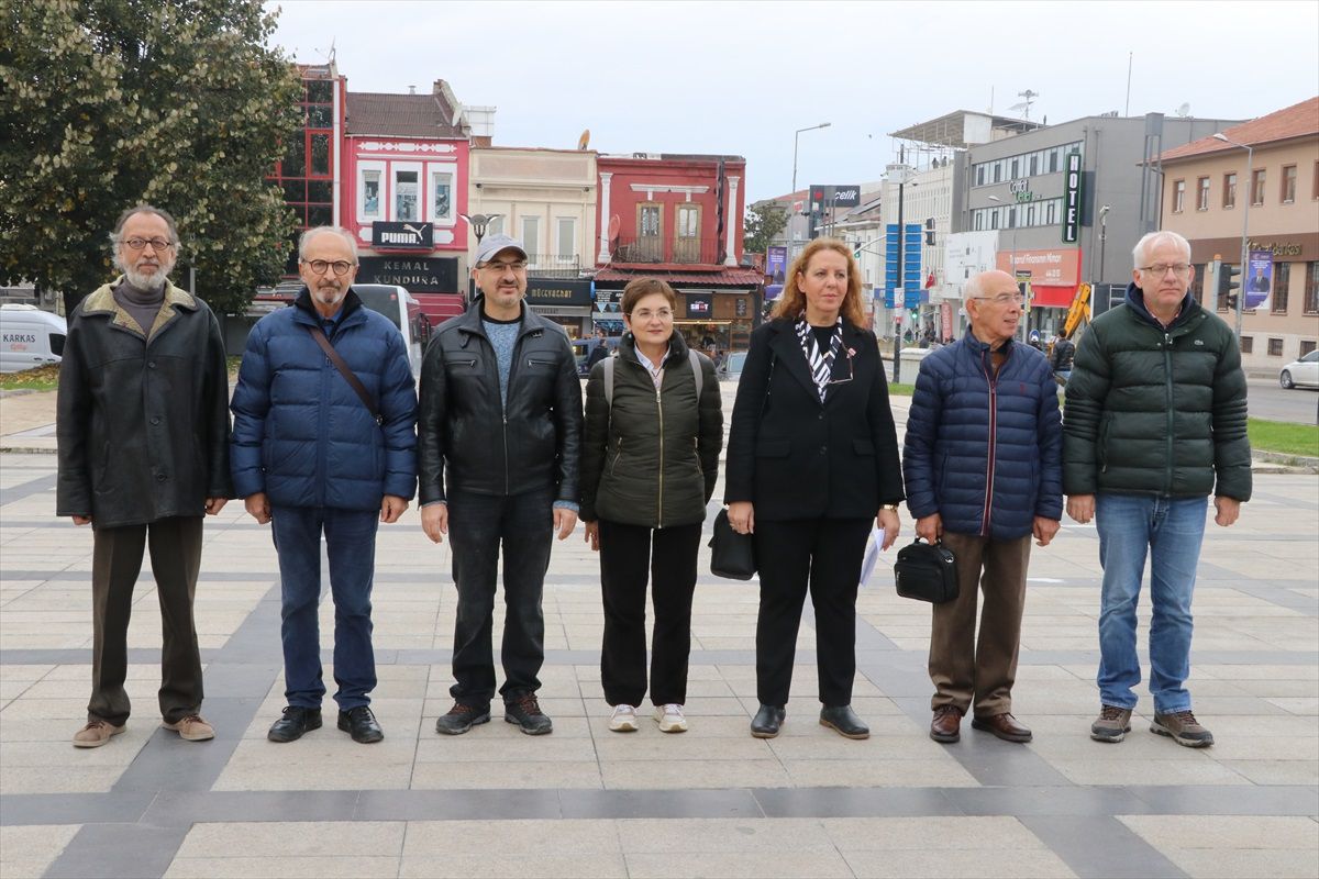 Edirne'de Diş Hekimleri Günü Töreni Düzenlendi