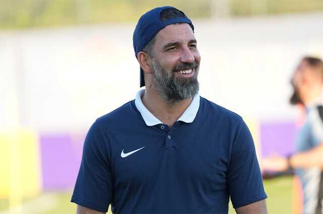 Futbol dünyasını sarsan dolandırıcılık davasında Arda Turan'ın video kaydı ortaya çıktı: Emre Belözoğlu'nun 1 lira parası kalmadı Futbol dünyasını sarsan dolandırıcılık davasında Arda Turan'ın video kaydı ortaya çıktı: Emre Belözoğlu'nun 1 lira parası kalmadı