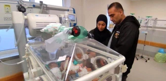 Gazzeli anne ve babalar prematüre bebekleriyle buluştu: 'Hala yaşıyor olmaları bir mucize'