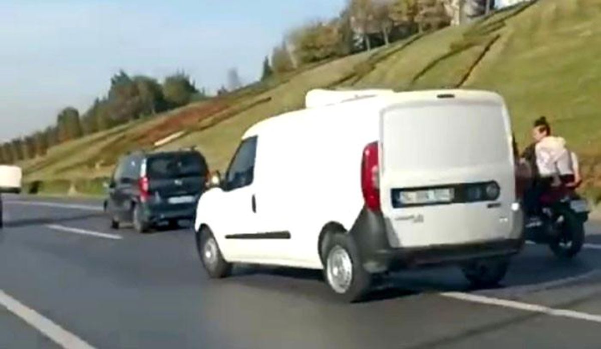 İstanbul'da Tehlikeli Trafik Driftleri