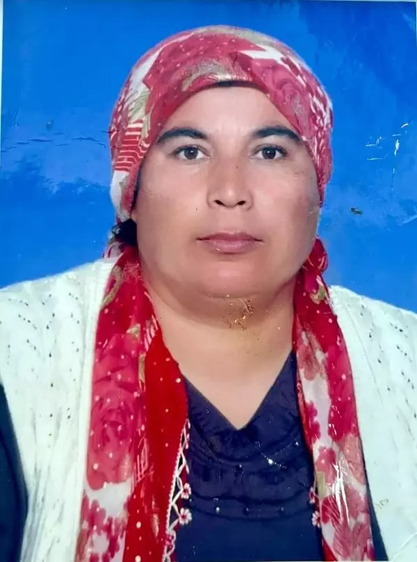 Denetimli serbestlikle tahliye edilen kişi pusu kurup üvey annesini öldürdü, babasını yaraladı Denetimli serbestlikle tahliye edilen kişi pusu kurup üvey annesini öldürdü, babasını yaraladı