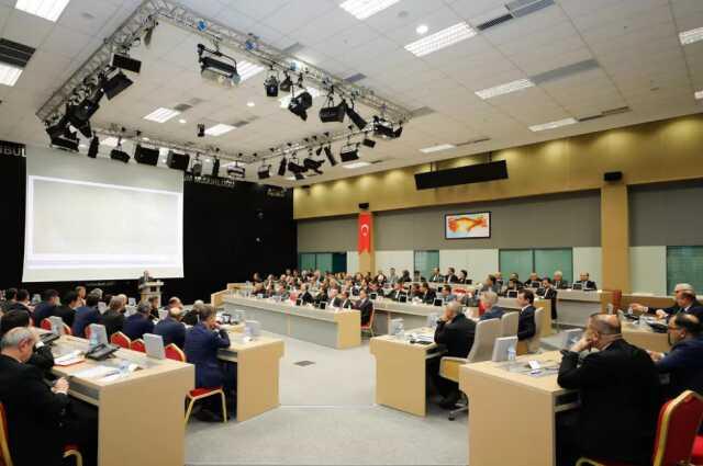 Vali Davut Gül: İstanbul'da 26 Kasım Pazar günü kar yağışı bekleniyor, tüm tedbirleri zamanında alacağız