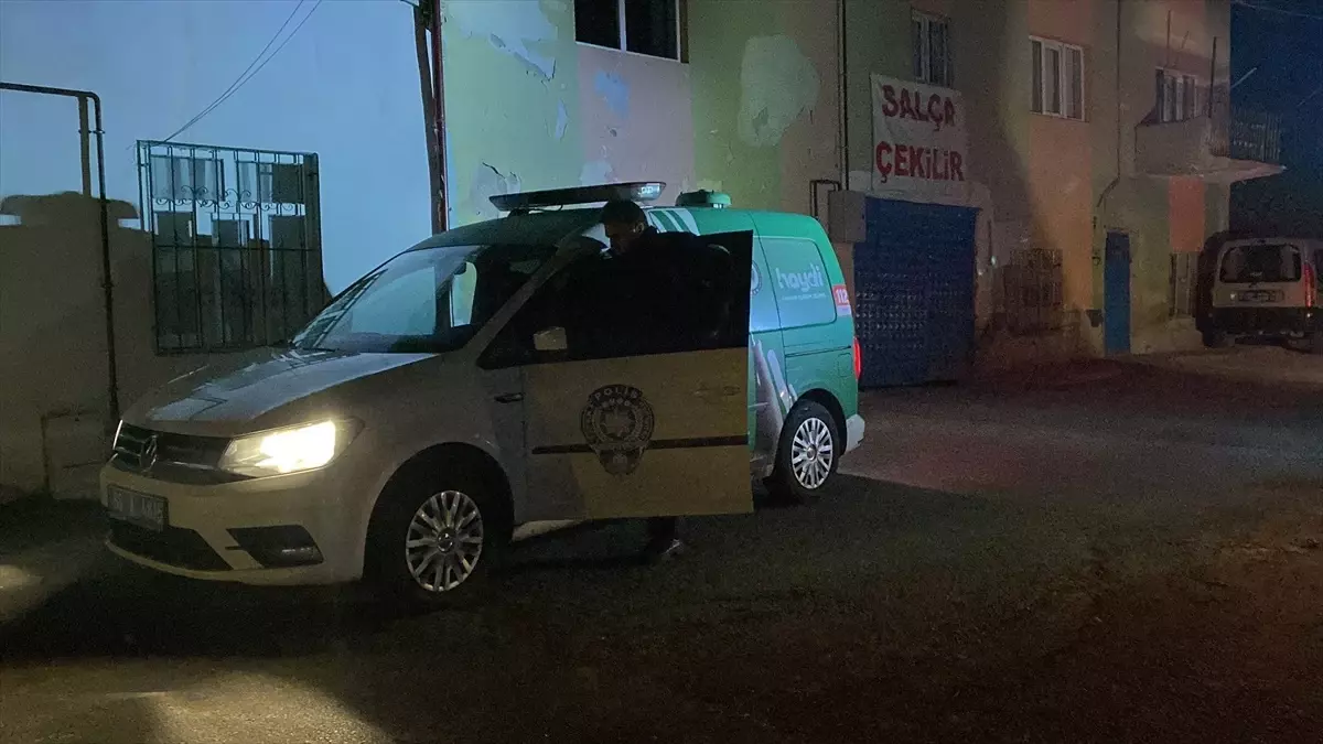 Aksaray'da bir kadın tartıştığı eşi tarafından bıçakla yaralandı