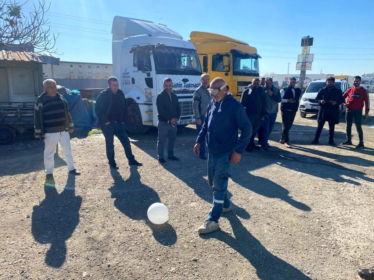 Mersin'de Yük Taşımacılığı Yapan Araç Sürücülerine Alkol Eğitimi Verildi