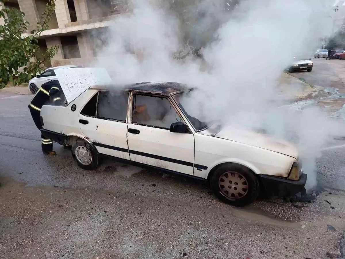 Burdur'da Otomobil Alevlere Teslim Oldu