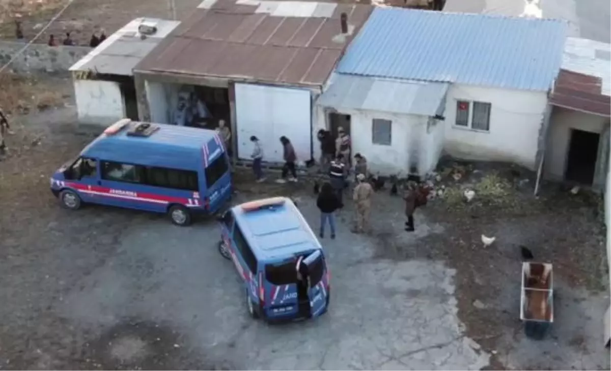 Kars'ta 15 Afganistan uyruklu kaçak göçmen yakalandı