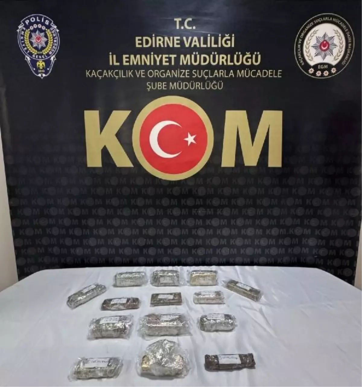 Kapıkule Sınır Kapısında 33 Milyon Liralık Kaçak Altın Ele Geçirildi