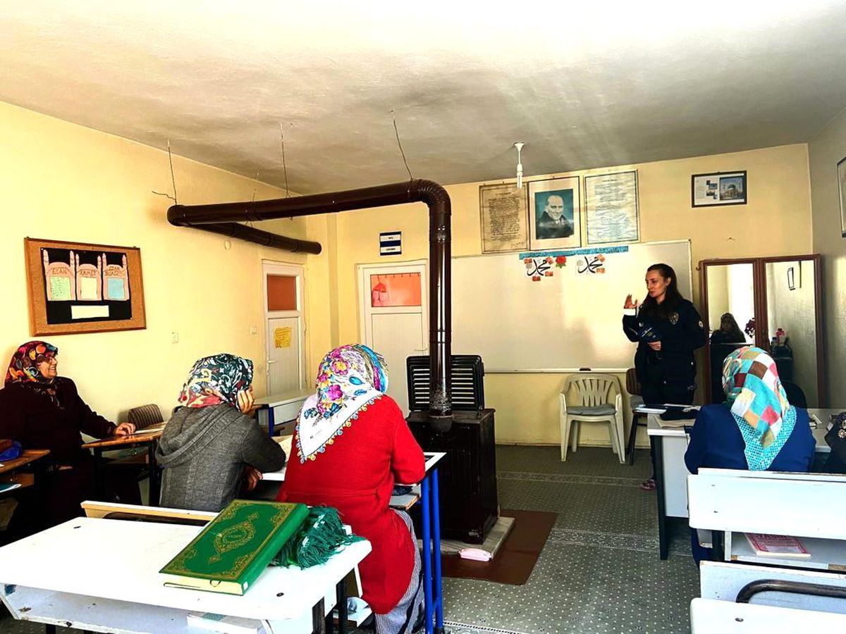 Karabük'te Kadına Yönelik Şiddete Karşı Bilgilendirme Çalışması