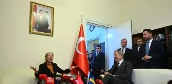 Hulusi Akar, İsveç'in Ankara Büyükelçisi Mard'ı kabul etti